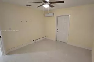 3835 NW 185th St, Miami Gardens, FL 33055 - Photo 8