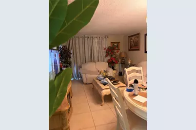 10090 NW 80 Ct #1327, Hialeah Gardens, FL 33016 - Photo 2