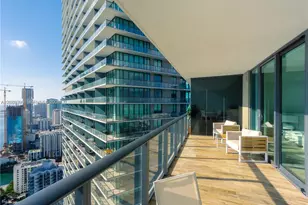 650 NE 32nd St, Miami, FL 33137 - Photo 4