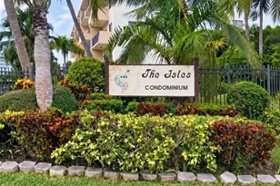 250 181 Dr, Sunny Isles Beach, FL 33160 - Photo 16