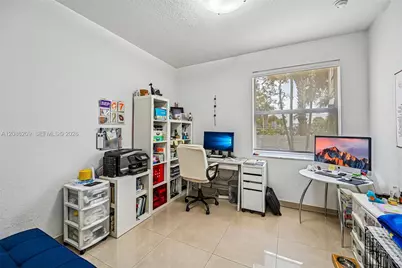 8175 NW 114th Pl, Doral, FL 33178 - Photo 20