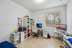 8175 NW 114th Pl, Doral, FL 33178 - Photo 20