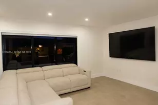 18263 SW 149th Pl, Miami, FL 33187 - Photo 2