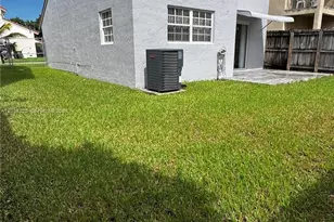 885 SE 13th Rd, Homestead, FL 33035 - Photo 20