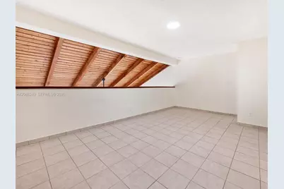 1424 SW 131st Place Cir E, Miami, FL 33184 - Photo 10