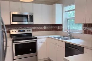 2297 NW 171st Terrace, Pembroke Pines, FL 33028 - Photo 14