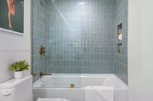 159 NE 6th St, Miami, FL 33132 - Photo 26
