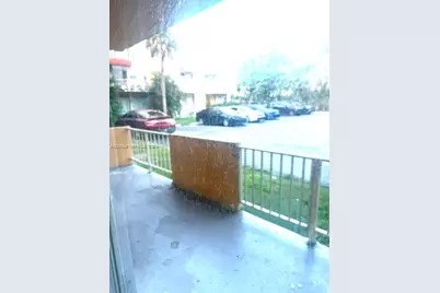 18111 NW 68th Ave #I105, Hialeah, FL 33015 - Photo 10