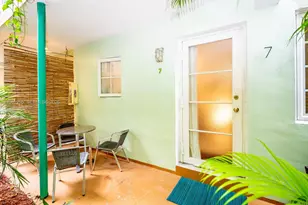 1127 Meridian Ave, Miami Beach, FL 33139 - Photo 4