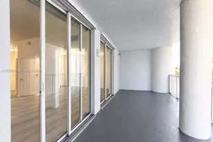 115 SW 11th St, Miami, FL 33130 - Photo 14