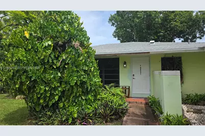 19851 SW 103rd Ct #19851, Cutler Bay, FL 33157 - Photo 8