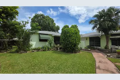 19851 SW 103rd Ct #19851, Cutler Bay, FL 33157 - Photo 4