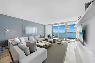 1331 Brickell Bay Dr, Miami, FL 33131 - Photo 6