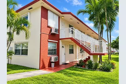 2915 Plunkett St #11D, Hollywood, FL 33020 - Photo 2