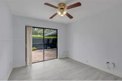 1050 Summit Trail Cir #B, West Palm Beach, FL 33415 - Photo 10