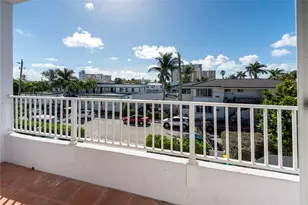 353 Virginia St, Hollywood, FL 33019 - Photo 4
