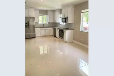 12015 NE 7th Ave, Biscayne Park, FL 33161 - Photo 2