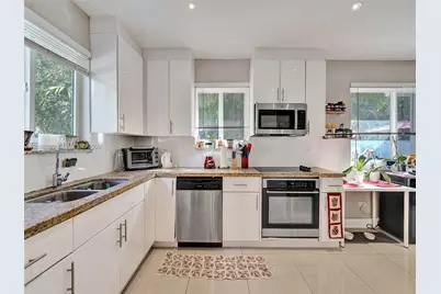 12015 NE 7th Ave, Biscayne Park, FL 33161 - Photo 36