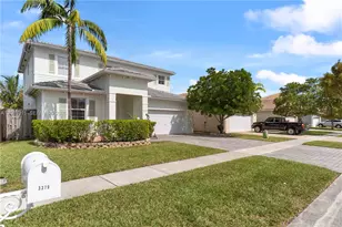 3379 NE 1st St, Homestead, FL 33033 - Photo 1