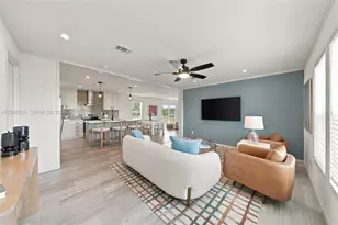 17101 SW 200th St, Miami, FL 33187 - Photo 8