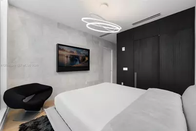 304 Ocean Dr #102, Miami Beach, FL 33139 - Photo 16