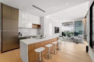 304 Ocean Dr, Miami Beach, FL 33139 - Photo 12