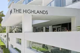 13800 Highland Dr, North Miami Beach, FL 33181 - Photo 40