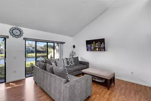 10836 NW 30th Pl, Sunrise, FL 33322 - Photo 10