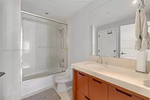 60 Edgewater Dr, Coral Gables, FL 33133 - Photo 28