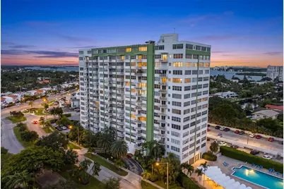 2150 Sans Souci Blvd #PH-D1, North Miami, FL 33181 - Photo 34