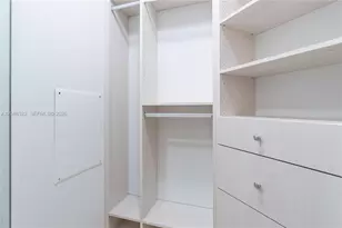 88 SW 7th St, Miami, FL 33130 - Photo 30