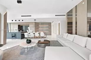 300 Biscayne Blvd Way, Miami, FL 33131 - Photo 2
