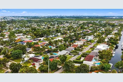 2412 Sugarloaf Ln, Fort Lauderdale, FL 33312 - Photo 34