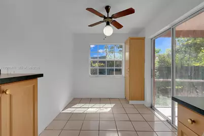 10780 NW 29th Ct, Sunrise, FL 33322 - Photo 2