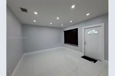 335 NE 168th St #335, North Miami Beach, FL 33162 - Photo 10