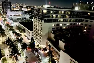 100 Lincoln Rd, Miami Beach, FL 33139 - Photo 16