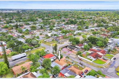 9460 NW 35th Ct, Miami, FL 33147 - Photo 2