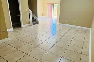 353 NE 37th Pl, Homestead, FL 33033 - Photo 6