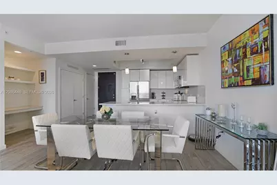 999 SW 1st Ave #2313, Miami, FL 33131 - Photo 6