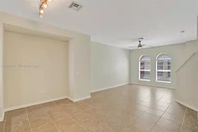 1033 NE 17th Way #1804, Fort Lauderdale, FL 33304 - Photo 10