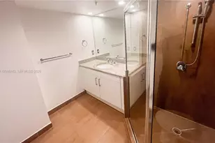 7744 Collins Ave, Miami Beach, FL 33141 - Photo 10