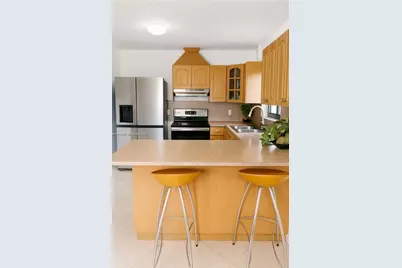 270 NW 40th Ct #A, Miami, FL 33126 - Photo 4