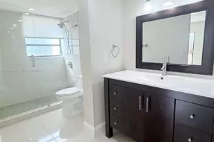 8830 SW 123rd Ct, Miami, FL 33186 - Photo 32