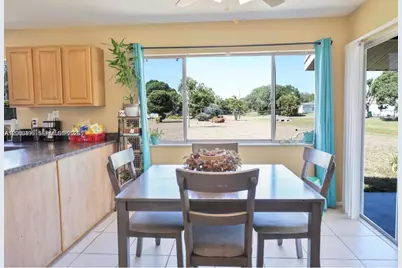 250 SW Homeland Rd, Port Saint Lucie, FL 34953 - Photo 8