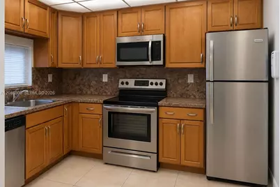 400 S Hollybrook Dr #306, Pembroke Pines, FL 33025 - Photo 8