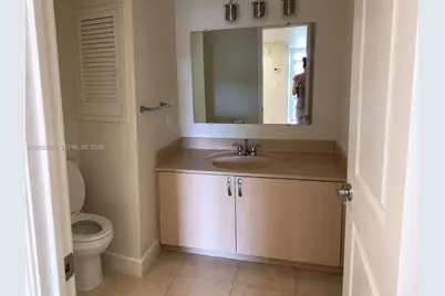 400 S Hollybrook Dr #306, Pembroke Pines, FL 33025 - Photo 12