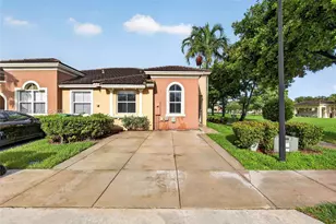 23702 SW 110th Ave, Homestead, FL 33032 - Photo 2