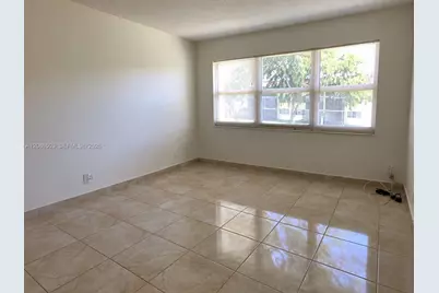 400 S Hollybrook Dr #306, Pembroke Pines, FL 33025 - Photo 10