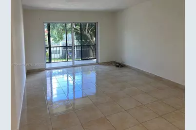 400 S Hollybrook Dr #306, Pembroke Pines, FL 33025 - Photo 8