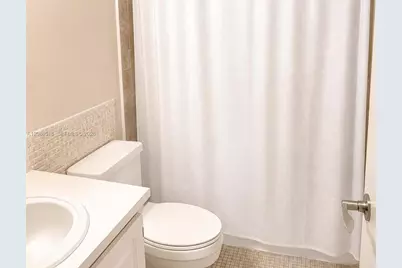 1800 Sans Souci Blvd #424, North Miami, FL 33181 - Photo 4